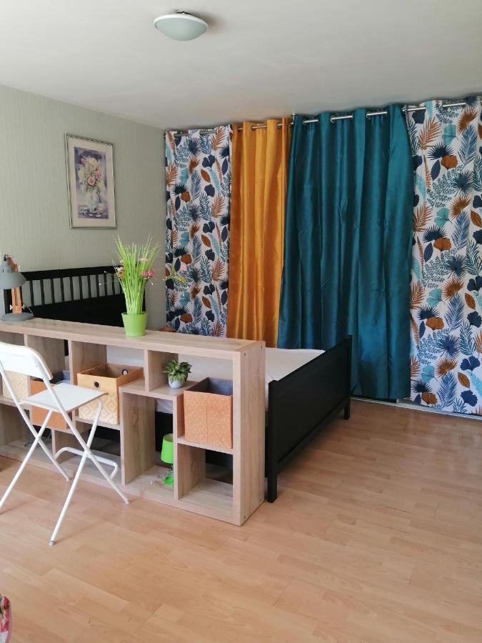 Kievaille Apartment Plaisir Exterior photo
